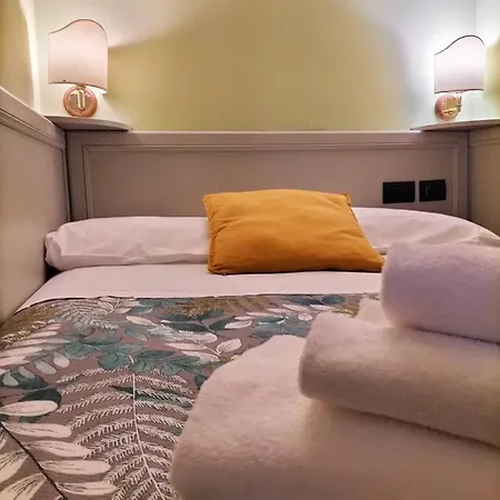 Camilla Hotel